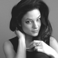 Angela Januzzi Email & Phone Number