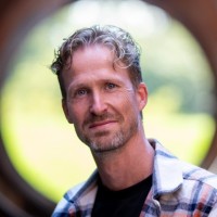 Leon V Email & Phone Number