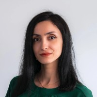 Mina Namani Email