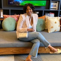 Van Michael Salon Employee Lori Harris's profile photo