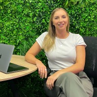 Sonja Stindl Email & Phone Number