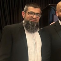 E-mail e número de telefone de Ahmed Kazi