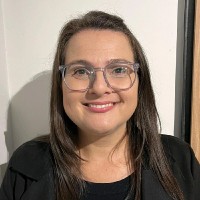Fetti Employee Tatiane Dessbesell's profile photo