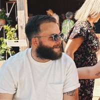 Arcade Employee Aleks Faure's profile photo