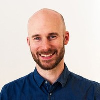 Jonas Knutsson Email