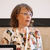 Waltraud Grünbauer Email