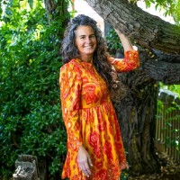 Lisa Buxton Email & Phone Number