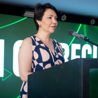 Adriana Afonso Email