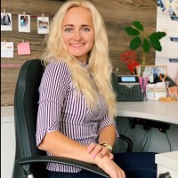Miroslava Kobal Email