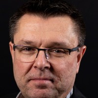 François Hénault Email