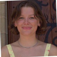 Julia Odland Email