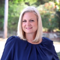 LMS Investment Management Employee Lesley Wilson's profile photo