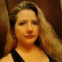 Kelly Thompson Email & Phone Number