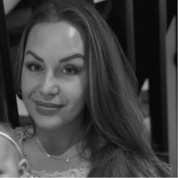 Anna Hebbou Email