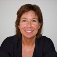 Mona Tøsdal Email