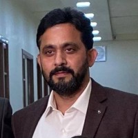 E-mail e número de telefone de Rakesh Dadhwal