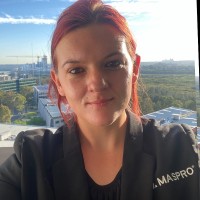 Roxanne Bekker Email