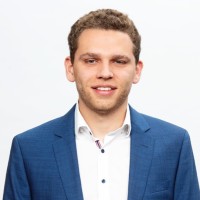 Marcel Sauer Email