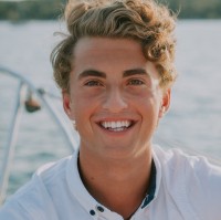 Grid Elevated Employee Andrew Humphrey's profile photo