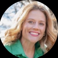 mindbodygreen.com Employee Elizabeth Lutz's profile photo
