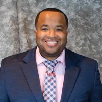 Edina Realty Employee Jamal Pearson's profile photo