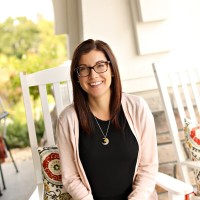 Trouvaille Employee Nicole Schmidt's profile photo