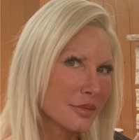 Elizabeth Lewis Email & Phone Number