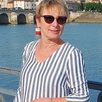Katinka van Gils Email