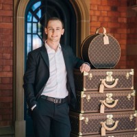 Louis Vuitton Employee Nick Tomkinson's profile photo
