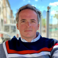 Email e telefono di Leo Hambro