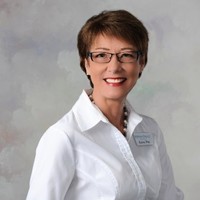 Newman-Dailey Resort Properties, Inc. Employee Karen Poe's profile photo