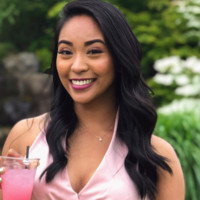 Janelle Deleon Email & Phone Number