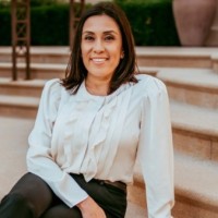 Escrow Network Group, Inc. Employee April Roe's profile photo