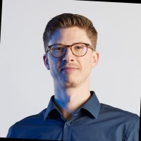 Alexander Backs Email