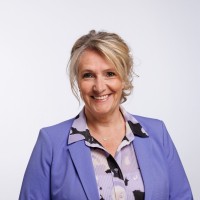 Caroline van Brakel Email