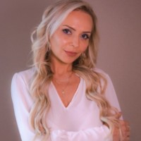 Piccadilly Company Employee Cristine Grings Nogueira's profile photo