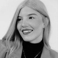 GRAPH SYNERGIE Employee Jennifer Grousset's profile photo