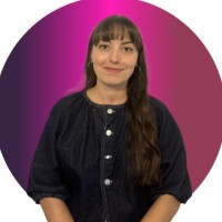 Clara Magne Email