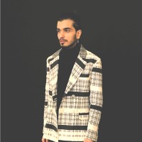 E-mail e número de telefone de Deshiv Puri