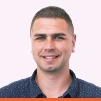 Goran Nikolić Email
