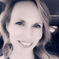 University of Iowa Center for Advancement Employee Dayna Ballantyne's profile photo