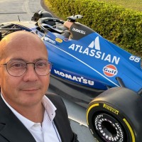 Komatsu Employee Tom Bruner's profile photo