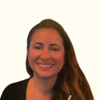 Iconic Lubrificantes Employee Paola De Alcantara's profile photo