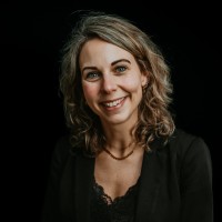 Evelien van Engelen Email