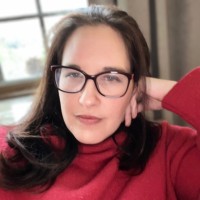Gabrielle Hoelzle Email & Phone Number