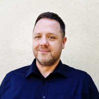 Wolfgang Jaros Email