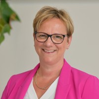 V Formation Employee Sue Carr's profile photo