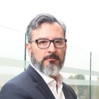 Sergio Mandujano Email