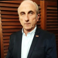 Alejandro Becker Email