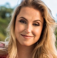 Roberta Mura Email & Phone Number